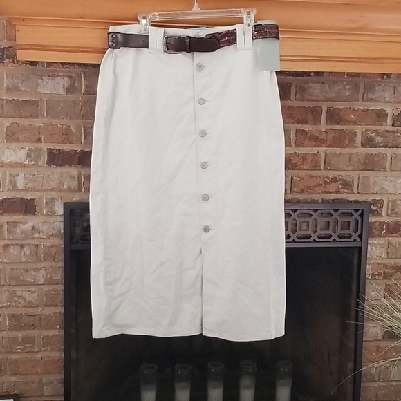 Blassport Dresses & Skirts - Khaki twill jean skirt NWT! Size 14P